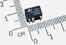 TNY280PN DIP-8 Регулятор с 700 вольтовым MOSFET транзистором для AC-DC