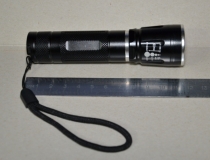 Фонарик светодиодный UltraFire 1800 lm CREE  Q3 с изменяемым фокусом