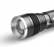 Фонарик светодиодный CREE XM-L Q5 2000 lm с изменяемым фокусом