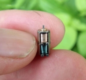 Шаговый двигатель SANYO двухфазный миниатюрный прецизионный (step motor) 4.3*8.4 мм, DC 5 В