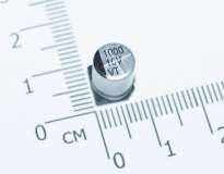 Конденсатор 1000мкФ 6.3В 1000UF типоразмер F (SMD, 8*10.5мм)